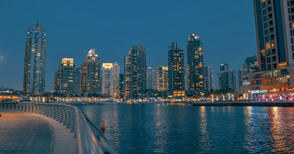 dubai safety at night for women